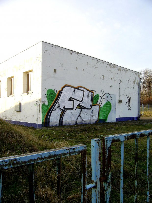 Graffiti Wall - Photo by SaenOne