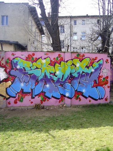 Graffiti Wall - Photo by SaenOne