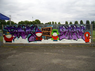 Graffiti Wall - Photo by SaenOne