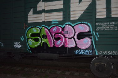 Graffiti Bombing - Photo by Sagiq (2013)