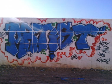 Graffiti Wall - Photo by Salimx
