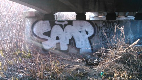 Graffiti Wall - Photo by Sampler - zima