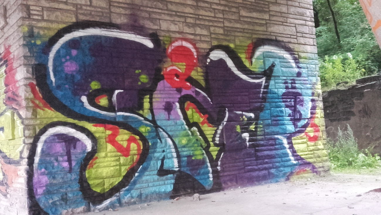 Graffiti Wall - Photo by Sampler