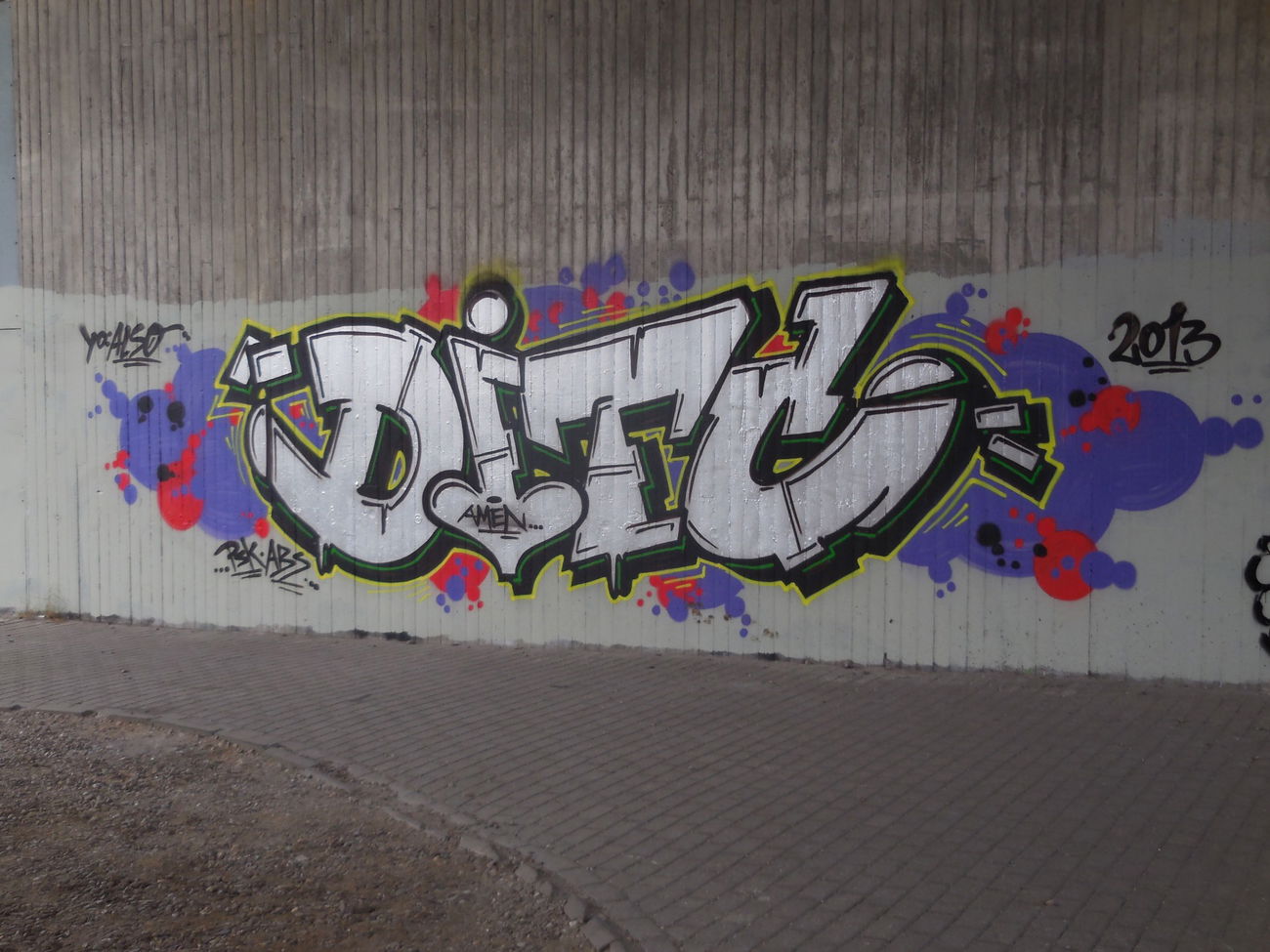 Graffiti Wall - Photo by Santos