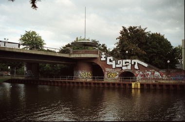 Graffiti Wall - Photo by Santos