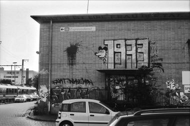 Graffiti Wall - Photo by Santos