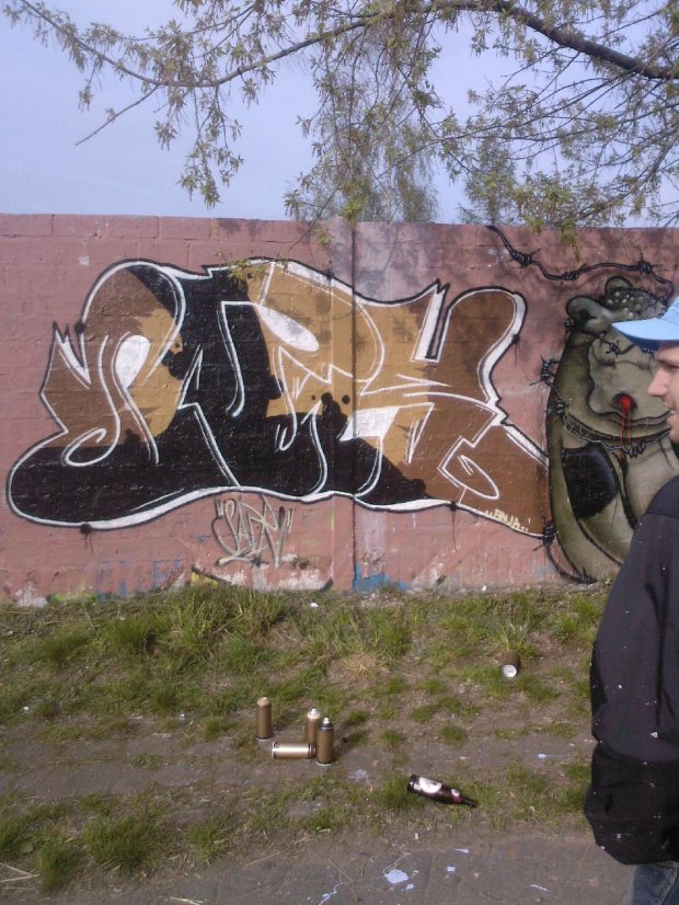 Graffiti Wall - Photo by SapR