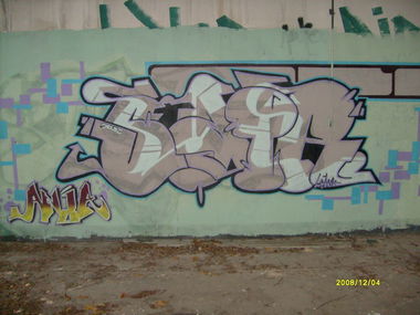 Graffiti Wall - Photo by SapR