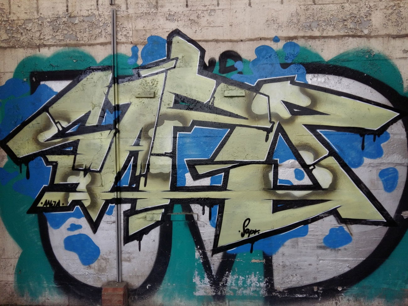 Graffiti Wall - Photo by SapR