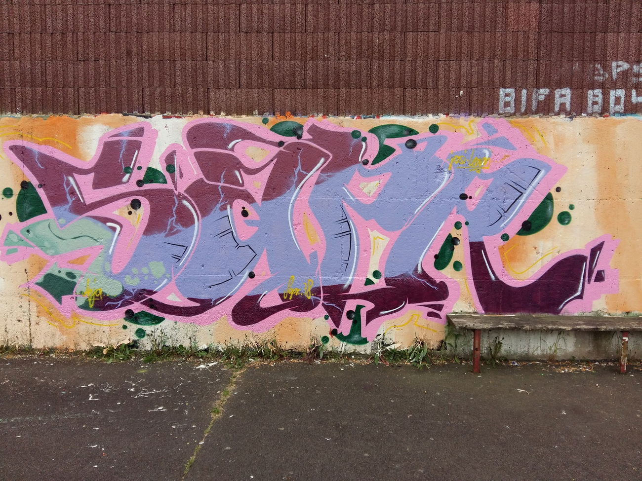 Graffiti Wall - Photo by SapR