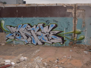 Graffiti Wall - Photo by SareOne_DmbMcr - sare (2010)