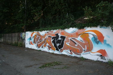 Graffiti Wall - Photo by SareOne_DmbMcr - sare (2011)