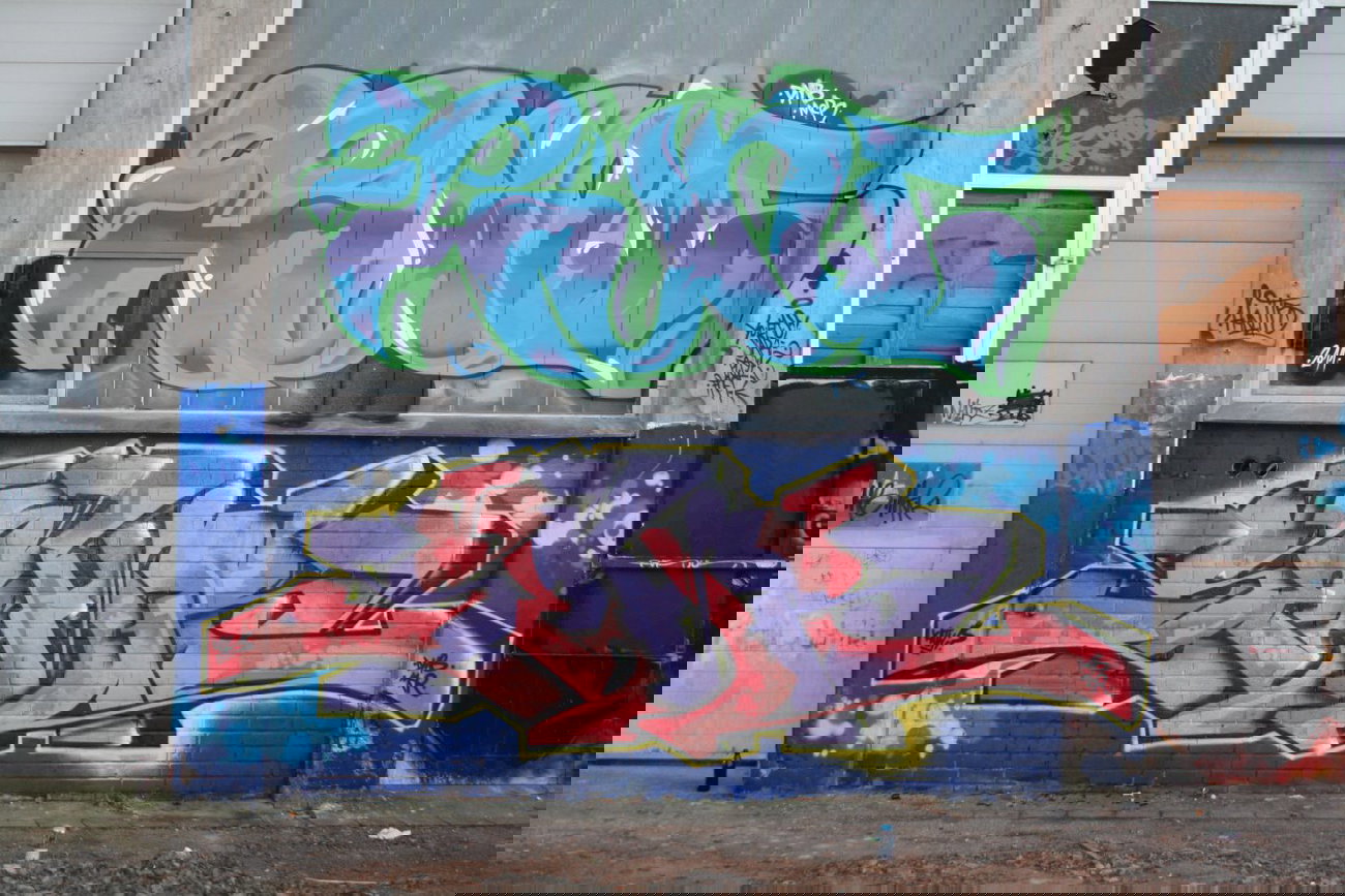 Graffiti Wall - Photo by SareOne_DmbMcr - sare (2011)