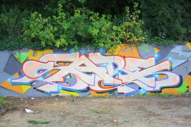 Graffiti Wall - Photo by SareOne_DmbMcr - sare (2013)
