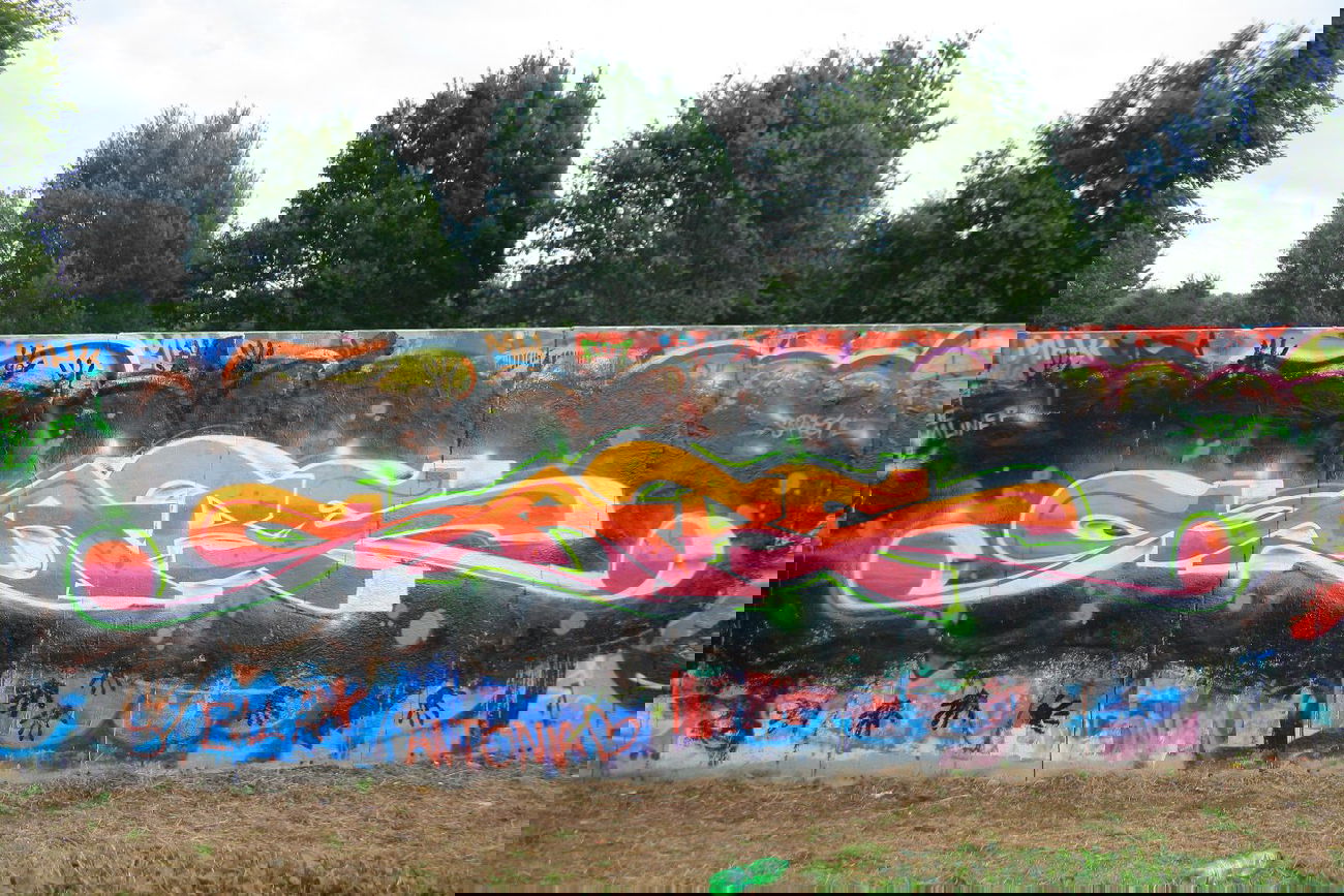 Graffiti Wall - Photo by SareOne_DmbMcr - sare (2013)