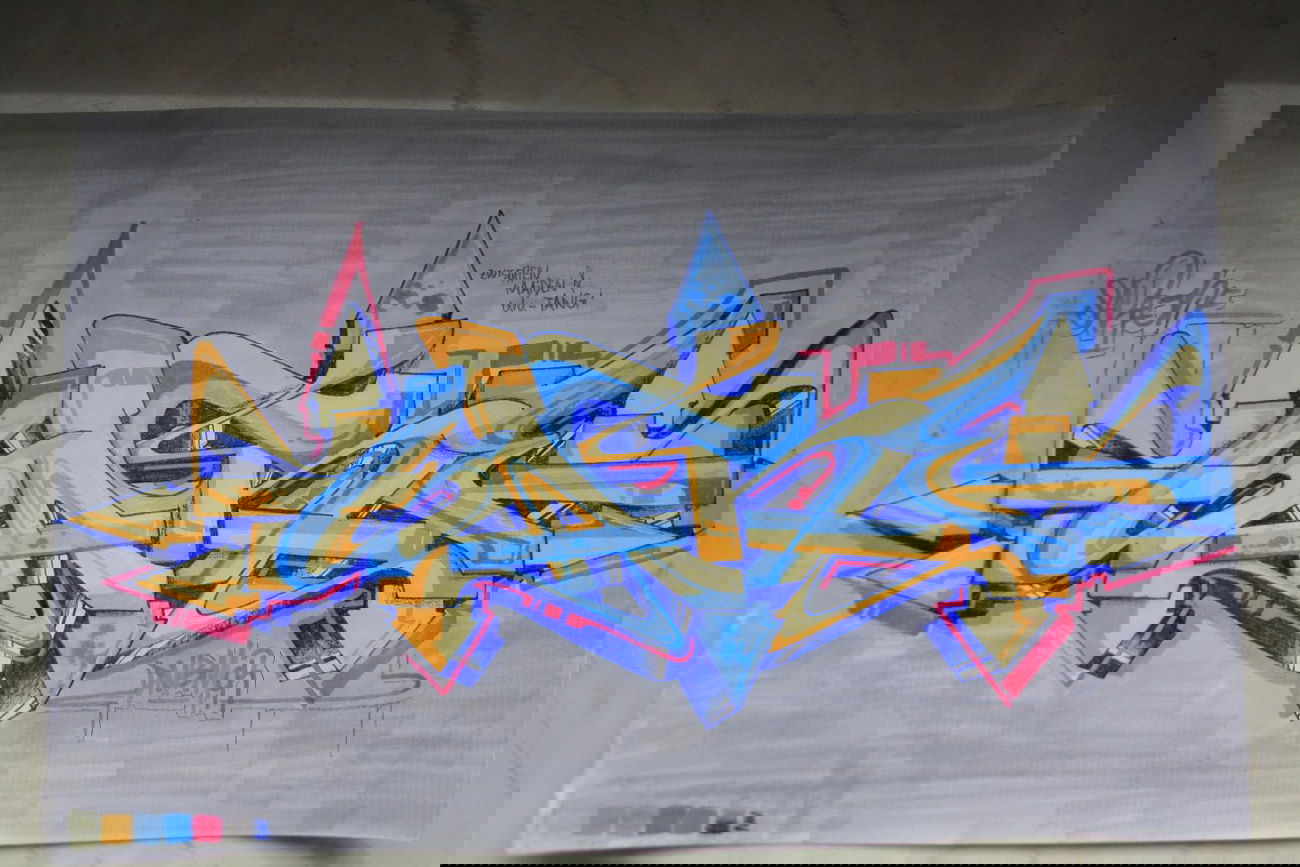 Graffiti Sketch - Photo by SareOne_DmbMcr - sare, dmb, mcr (2013)