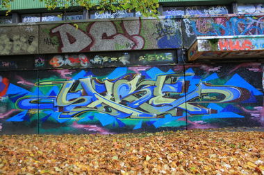 Graffiti Wall - Photo by SareOne_DmbMcr - sare, dmb, mcr (2013)