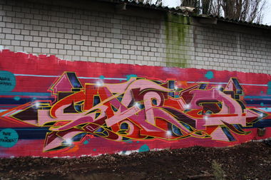 Graffiti Wall - Photo by SareOne_DmbMcr - sare, dmb, mcr (2013)