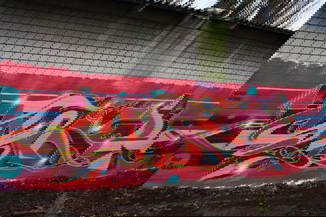 Graffiti Wall - Photo by SareOne_DmbMcr - sare, dmb, mcr (2013)