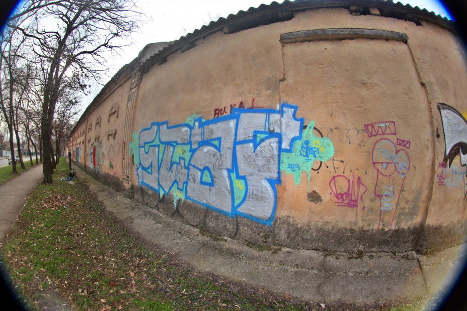 Graffiti Wall in Mykolaiv - Photo by Sashastaf111 - staf, 2013 (2013)