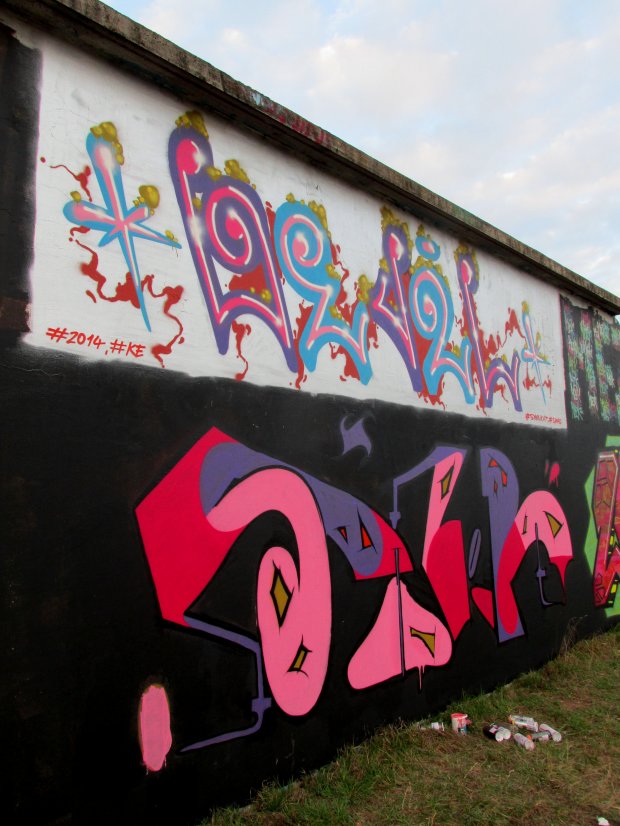 Graffiti Wall - Photo by Savior - devil, yndia, ynd