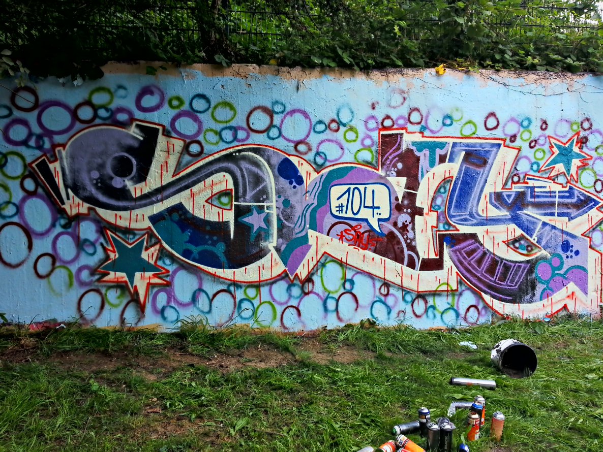 Graffiti Wall - Photo by SayHello - say, say15, 104 (2014)