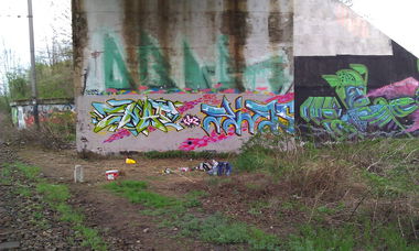 Graffiti Wall - Photo by Sayker9 - enot, (enat), kifs