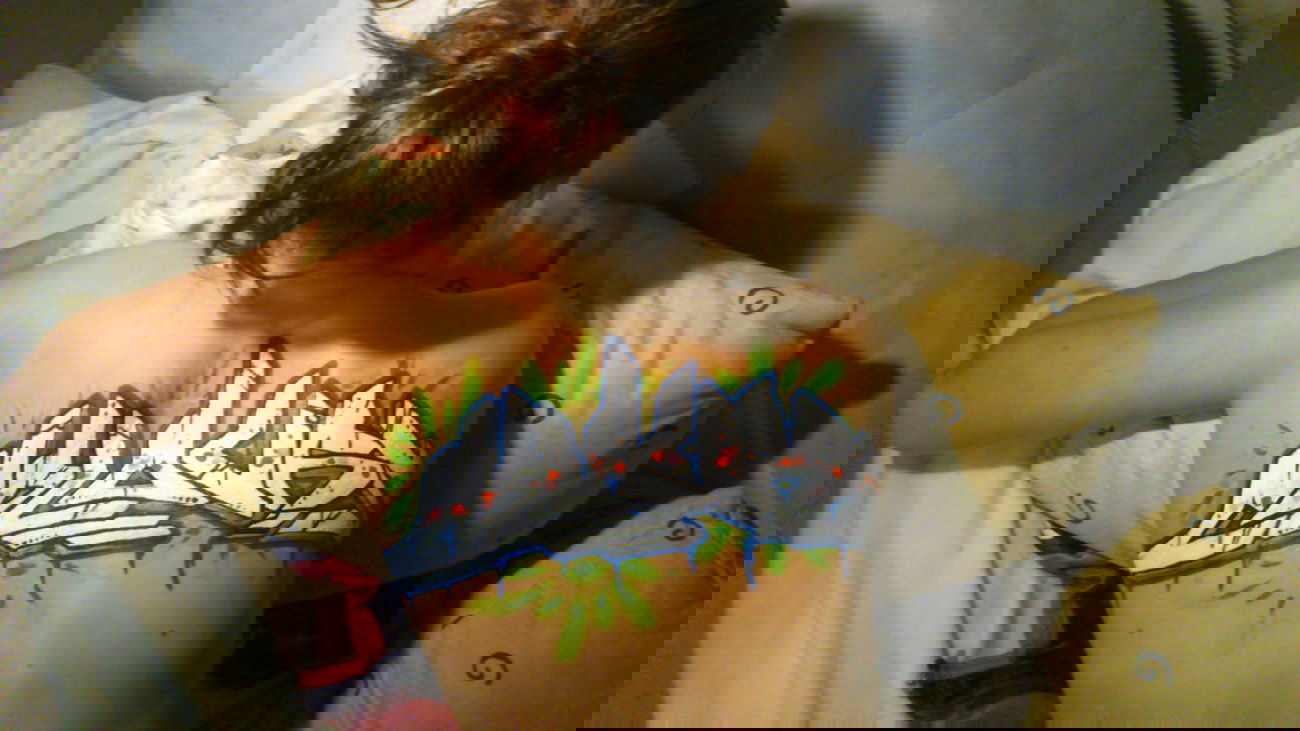 Graffiti Artwork - Photo by Sayker9 - bodypaint, bodypainting, bitch (2013)