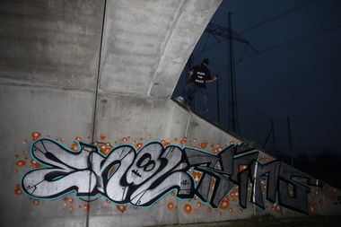 Graffiti Bombing - Photo by Sayker9 - acab (2012)