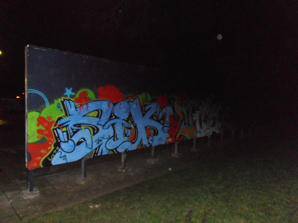 Graffiti Artwork - Photo by Sayks1 - sayks1