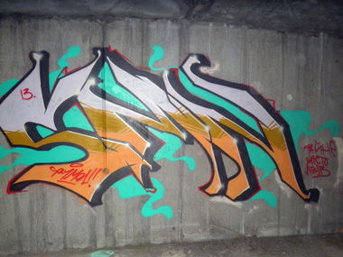 Graffiti Wall - Photo by Saymon