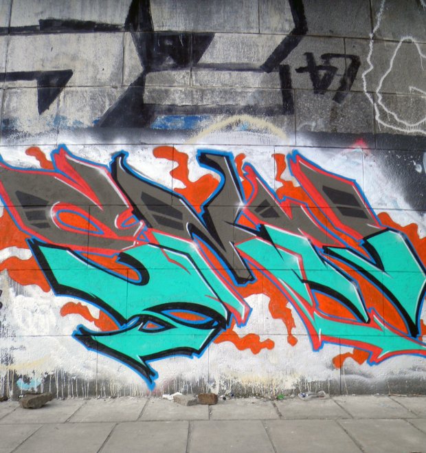 Graffiti Wall - Photo by Saymon - Saymon (2013)