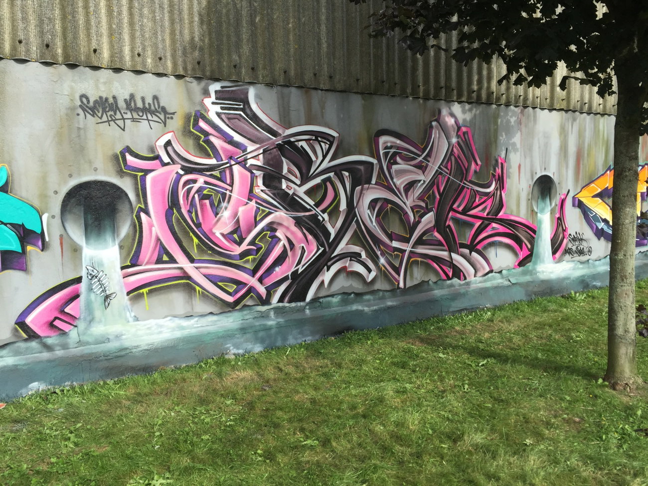 Graffiti Wall - Photo by Sbecky