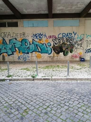 Graffiti Wall in Lissabon - Photo by Scalp64