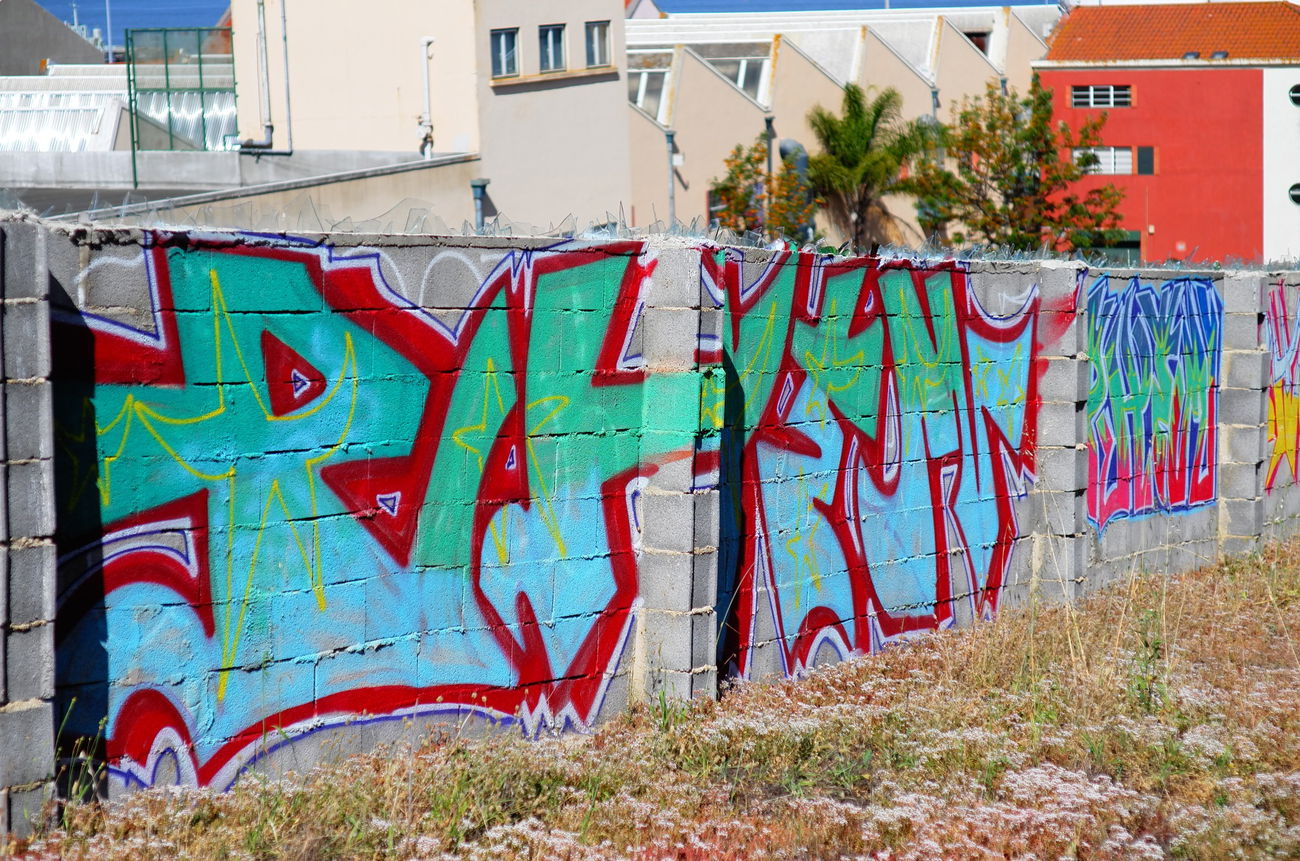 Graffiti Wall in Pontinha e famões - Photo by Scalp64