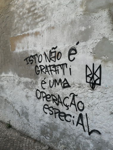 Graffiti Wall in Montijo - Photo by Scalp64