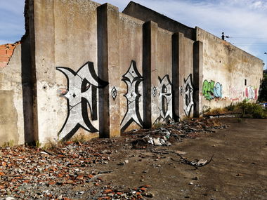 Graffiti Wall in Montijo - Photo by Scalp64