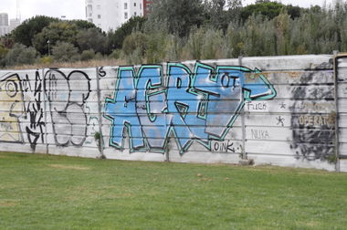 Graffiti Wall - Photo by Scalp64