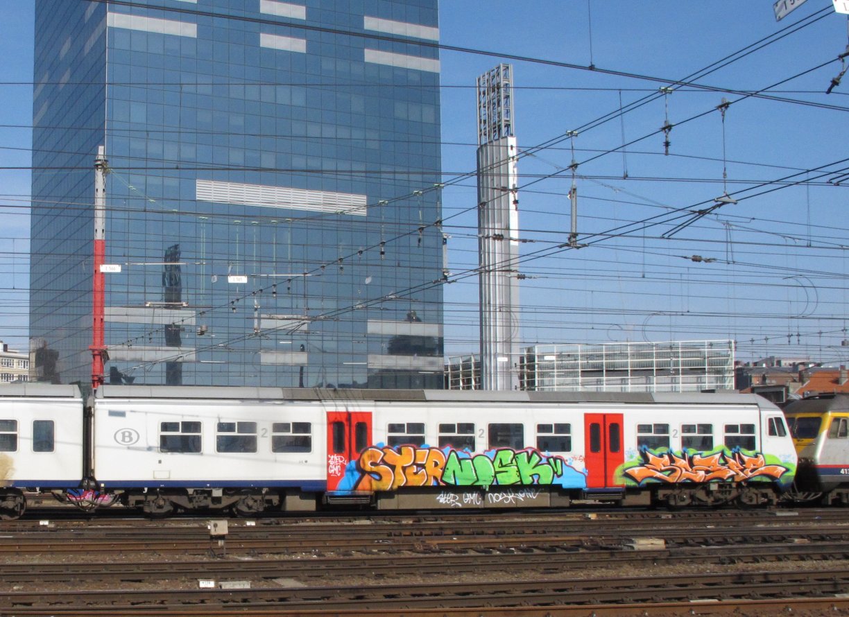 Graffiti Train in Brussels - Photo by Scape - scape, osm, osmc (2013)