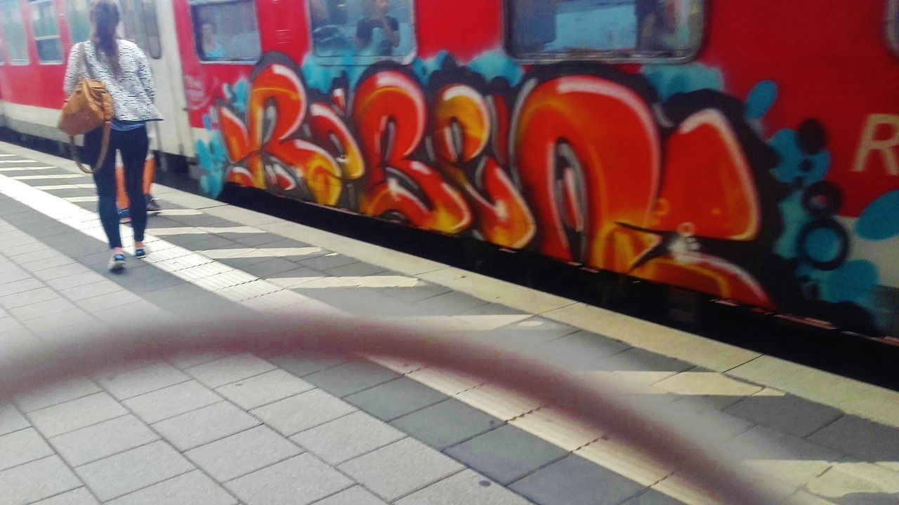 Graffiti Wall - Photo by Schandiztat