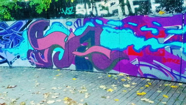 Graffiti Wall - Photo by Schandiztat - tat