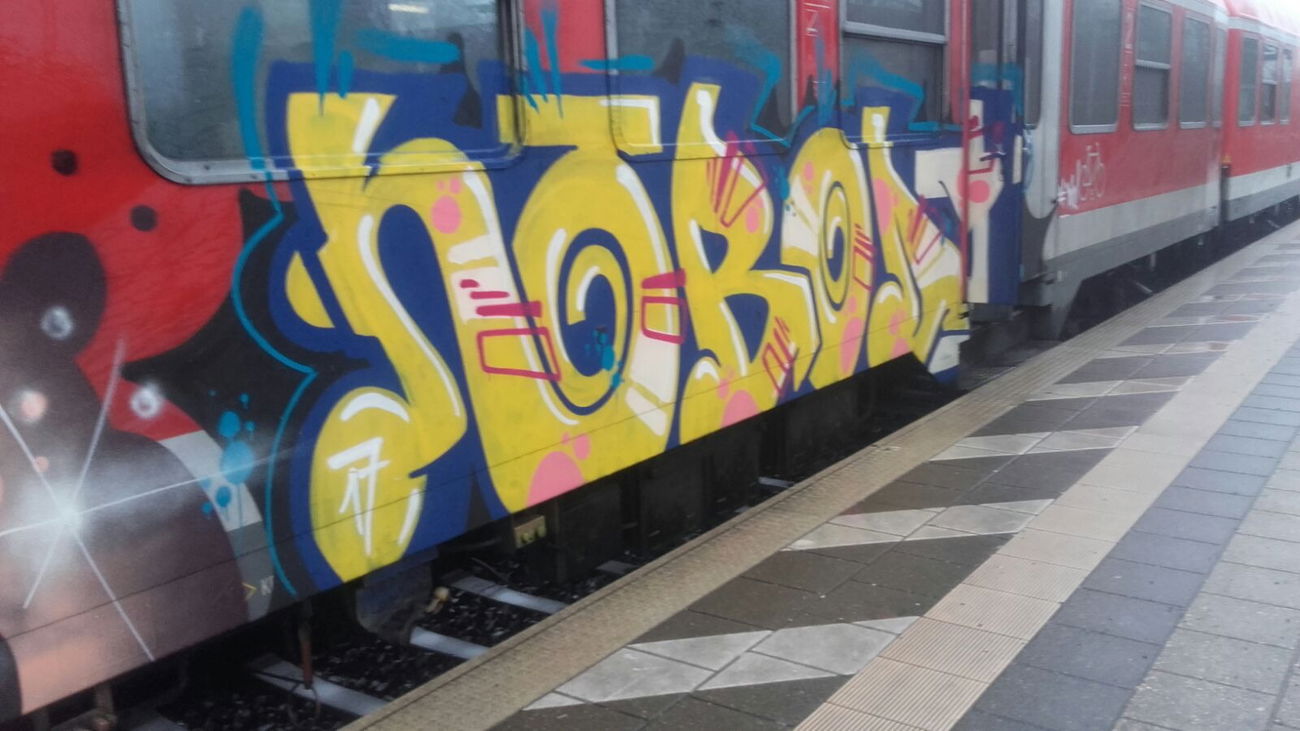 Graffiti Wall - Photo by Schandiztat