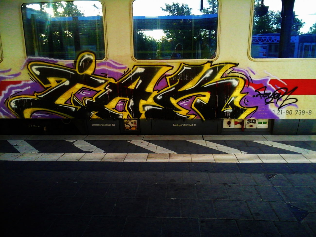 Graffiti Wall - Photo by Schandiztat