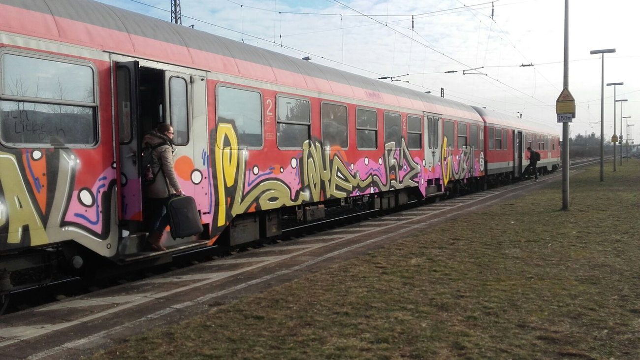 Graffiti Wall - Photo by Schandiztat