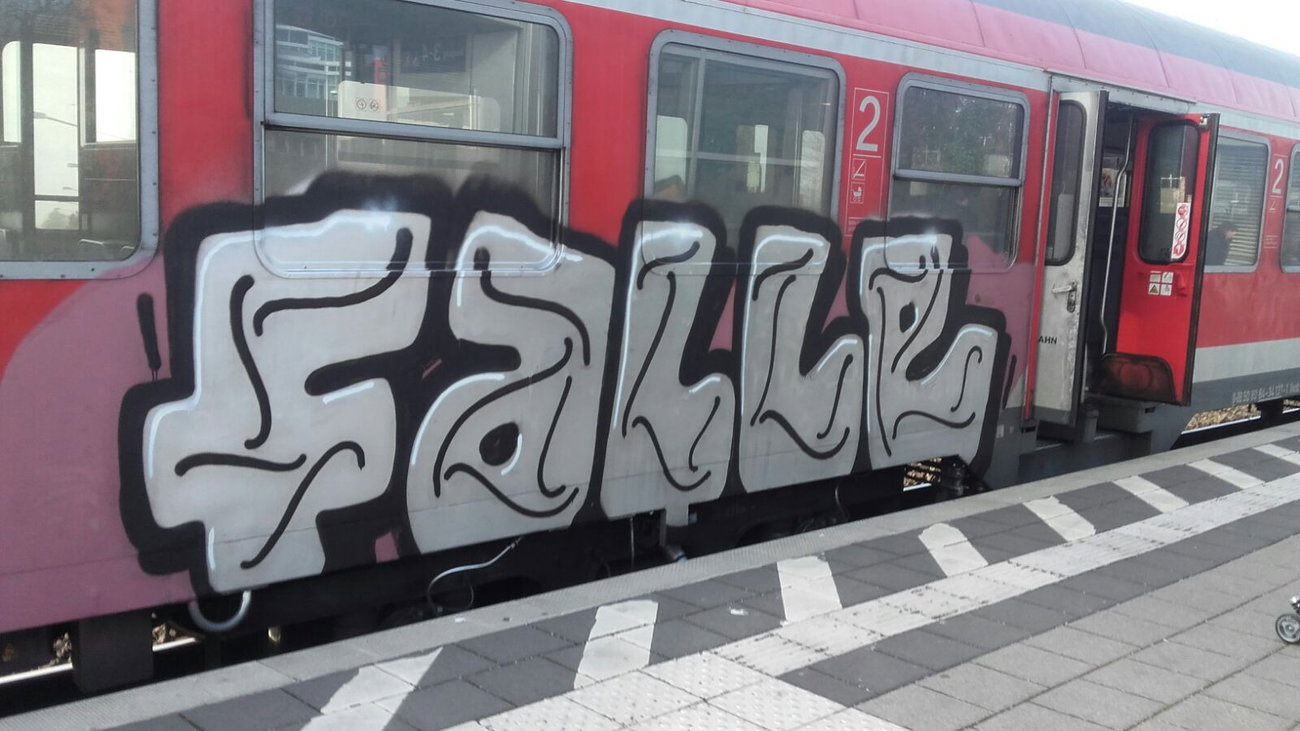 Graffiti Wall - Photo by Schandiztat