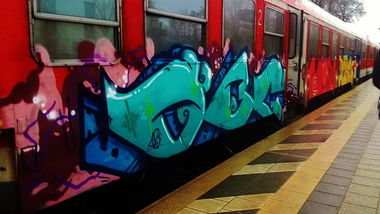 Graffiti Train - Photo by Schandiztat - obc