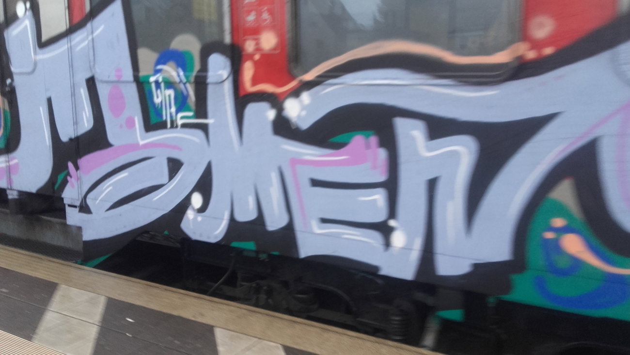 Graffiti Wall - Photo by Schandiztat