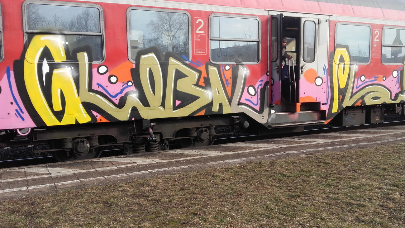 Graffiti Wall - Photo by Schandiztat