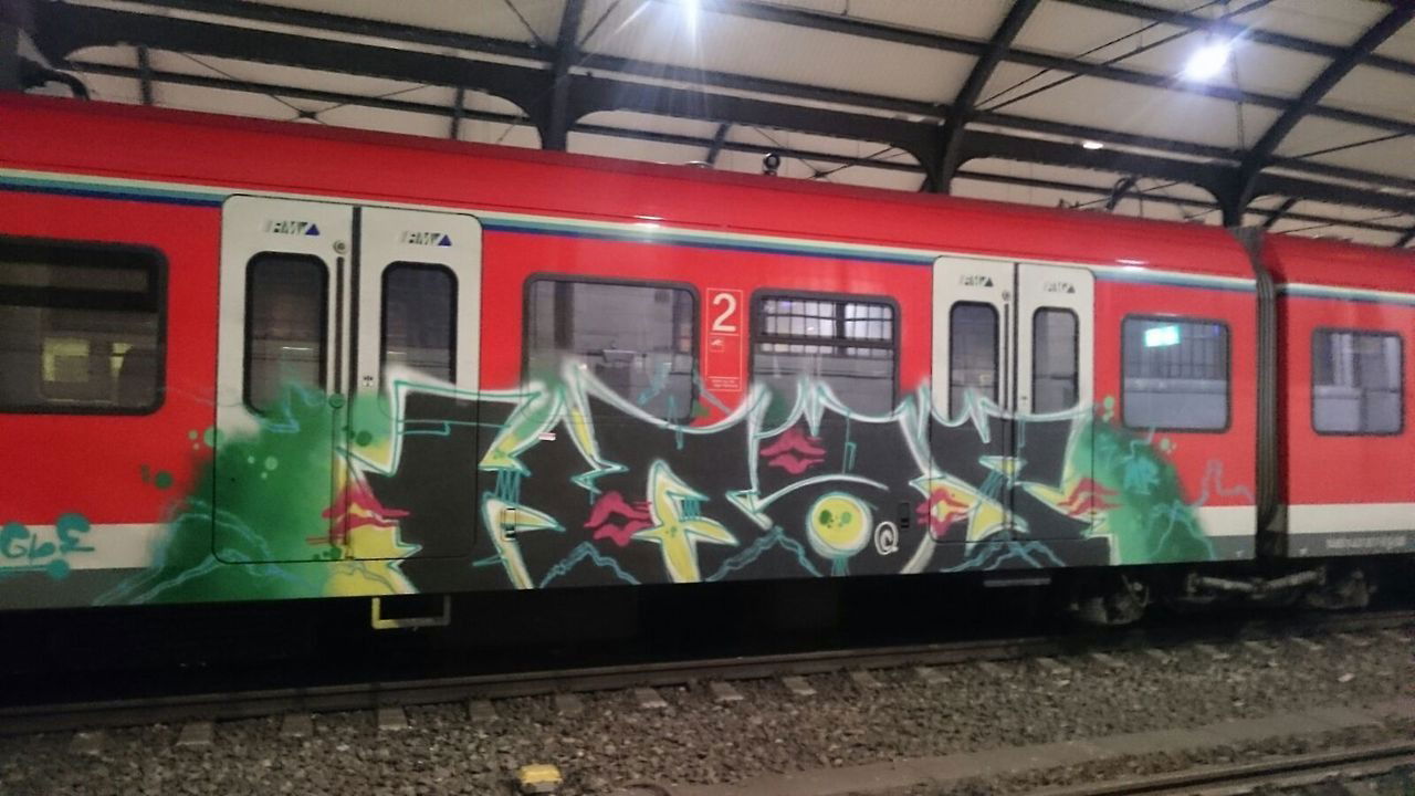 Graffiti Train - Photo by Schandiztat - kaos (2017)