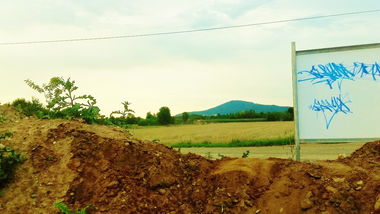 Graffiti Wall - Photo by Schandiztat